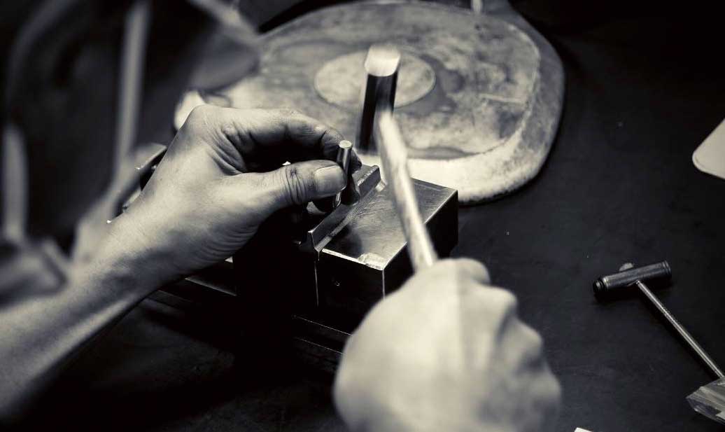 UMEBACHI|Exquisite Precision and the Hammered Texture of Artisan Craftsmanship”